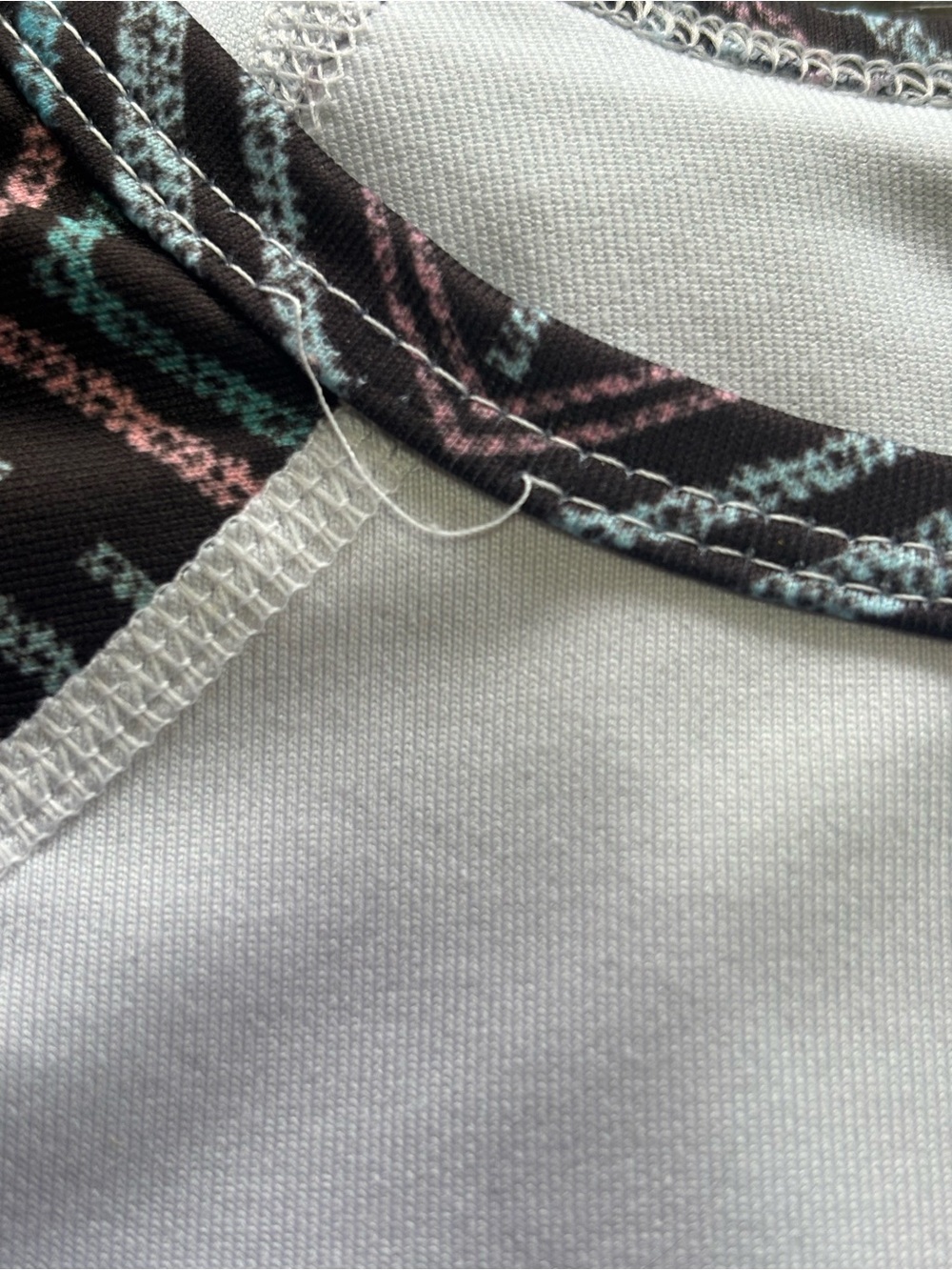 Women's Roxy Short Sleeve Rash Guard - Picture 6 of 6
